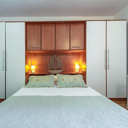 Appartement Ivana *