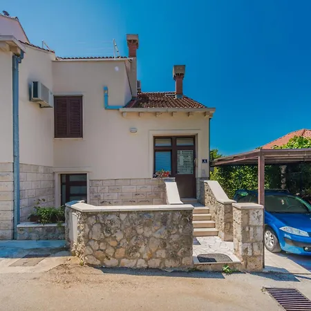 Geraeumige Ivana Mit Terrasse Apartment Dubrovnik